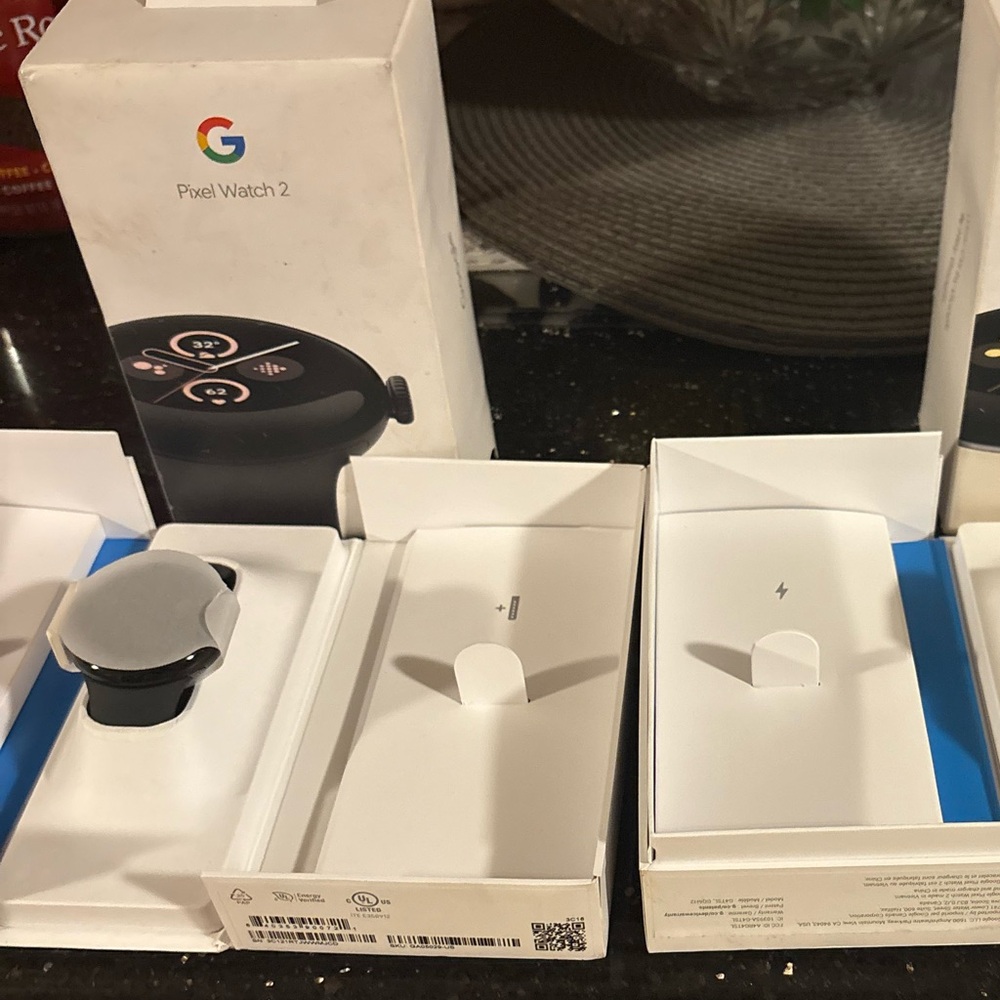 1 PINK AND BLACK Google Pixel Watch 2 fitbit; Matte Black